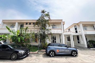 3 Bedroom House for rent in Khlong Tan, Bangkok near BTS Phrom Phong