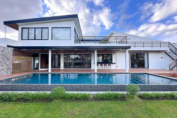 5 Bedroom Villa for sale in Wat Ket, Chiang Mai