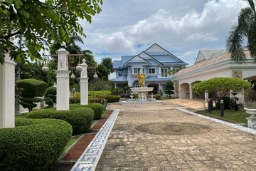 5 Bedroom House for sale in Ban Nanthawan onnut 44, Bang Chak, Bangkok