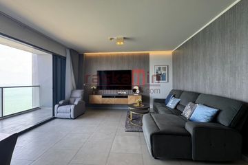 2 Bedroom Condo for sale in Zire Wongamat, Na Kluea, Chonburi