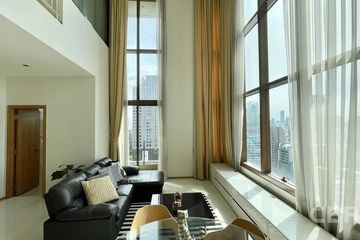 2 Bedroom Condo for sale in The Emporio Place, Khlong Tan, Bangkok near BTS Phrom Phong