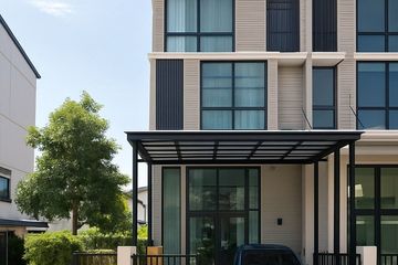 3 Bedroom Townhouse for sale in PATIO Phatthanakan 32, Suan Luang, Bangkok