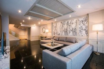 3 Bedroom Apartment for rent in Le Raffine Jambunuda Sukhumvit 31, Khlong Tan Nuea, Bangkok near BTS Phrom Phong