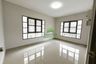3 Bedroom Townhouse for sale in Khlong Sam, Pathum Thani