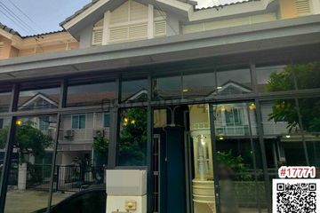 3 Bedroom Townhouse for rent in Saphan Sung, Bangkok