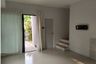 3 Bedroom Townhouse for sale in Saphan Sung, Bangkok