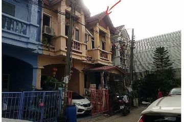 2 Bedroom Townhouse for sale in Khlong Sam Prawet, Bangkok
