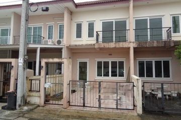 3 Bedroom Townhouse for sale in Bang Chan, Bangkok
