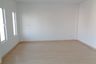 3 Bedroom Townhouse for sale in Phlapphla, Bangkok