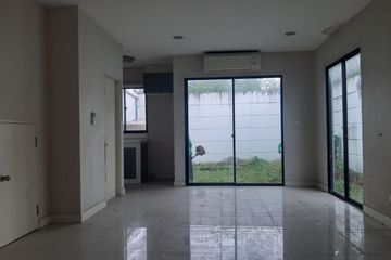 3 Bedroom Townhouse for sale in Baan Klang Muang Rama 9 - Ramkhamhaeng, Phlapphla, Bangkok near MRT Ramkhamhaeng