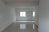 3 Bedroom Townhouse for sale in Khlong Thanon, Bangkok