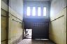 1 Bedroom Commercial for sale in Khlong Thanon, Bangkok