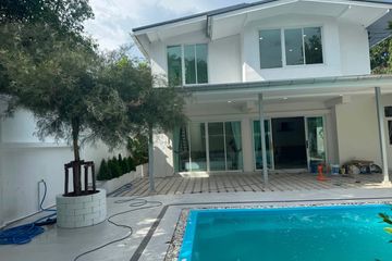 4 Bedroom House for rent in Bang Chak, Bangkok near BTS Punnawithi