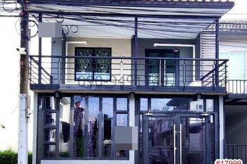 3 Bedroom Townhouse for rent in Chorakhe Bua, Bangkok