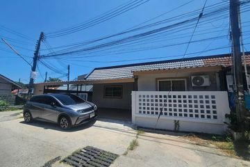 4 Bedroom Townhouse for sale in Surasak, Chonburi