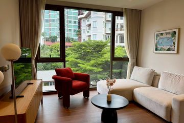 2 Bedroom Condo for rent in Via 61, Khlong Tan Nuea, Bangkok near BTS Ekkamai
