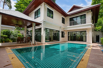 4 Bedroom House for rent in Thung Maha Mek, Bangkok near MRT Khlong Toei