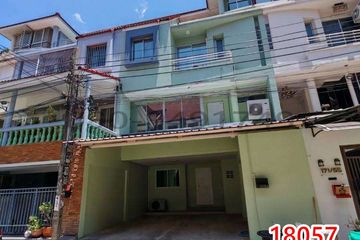 3 Bedroom Townhouse for rent in Nawamin, Bangkok