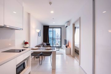 1 Bedroom Condo for rent in Rhythm Sukhumvit 42, Phra Khanong, Bangkok near BTS Ekkamai