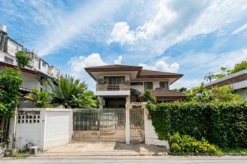 4 Bedroom House for sale in Lat Phrao, Bangkok