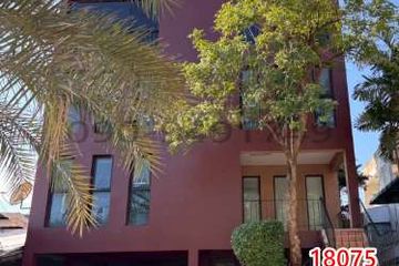 2 Bedroom Commercial for rent in Bang Chak, Bangkok near BTS Bang Chak