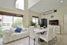 5 Bedroom House for rent in Khlong Toei Nuea, Bangkok near MRT Phetchaburi