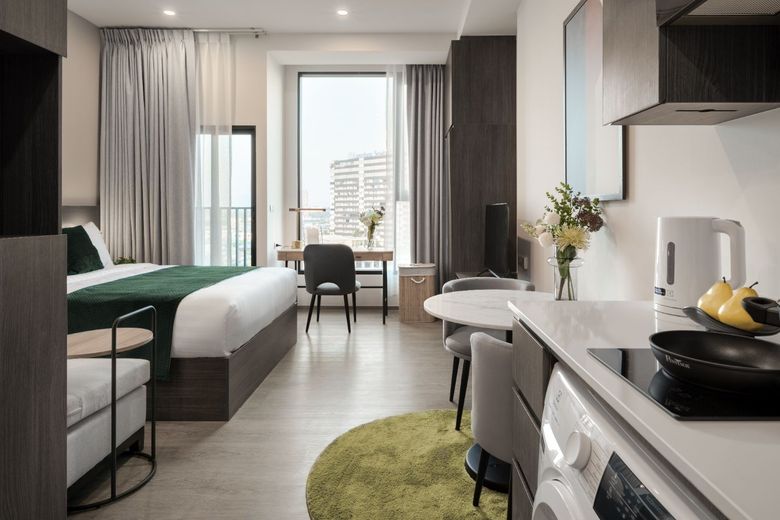 1 Bedroom Condo For Rent