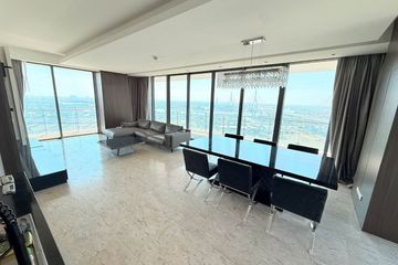 4 Bedroom Condo for sale in Bang Phong Pang, Bangkok
