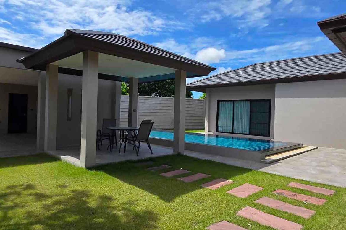3 Bedroom VILLA in Huai Yai, Pattaya