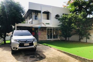 3 Bedroom House for rent in Phra Khanong Nuea, Bangkok
