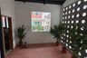2 Bedroom Commercial for rent in Pom Prap, Bangkok near MRT Wat Mangkon