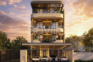 5 Bedroom House for sale in Khlong Tan Nuea, Bangkok