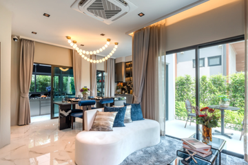 4 Bedroom House for rent in Huai Khwang, Bangkok near MRT Thailand Cultural Centre