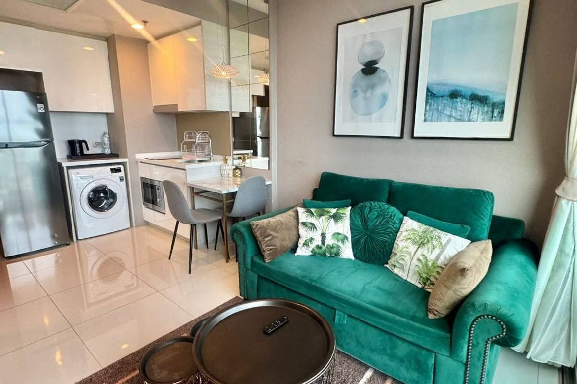 Luxury 1 Bedroom for Rent : Riviera Wongamat