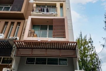3 Bedroom Townhouse for sale in Min Buri, Bangkok