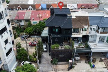 2 Bedroom Townhouse for sale in Phlapphla, Bangkok