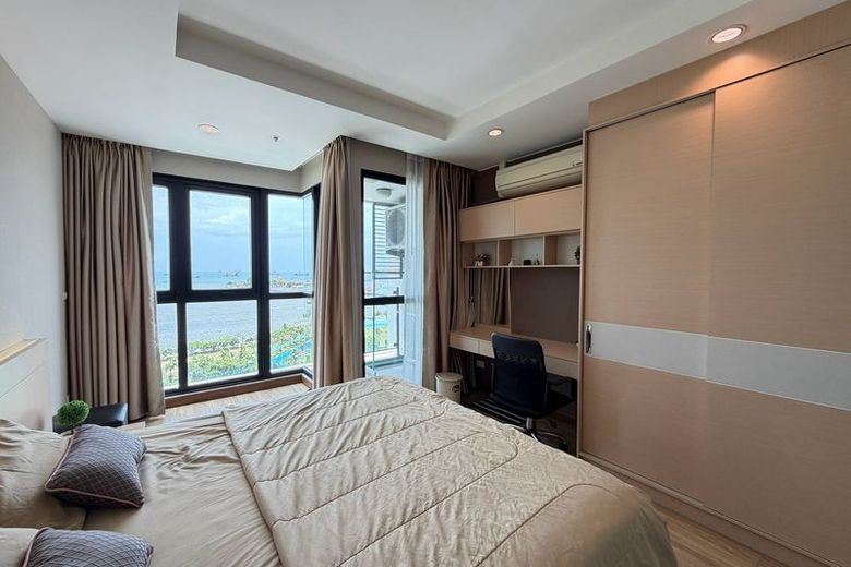 1 Bedroom Condo For Rent