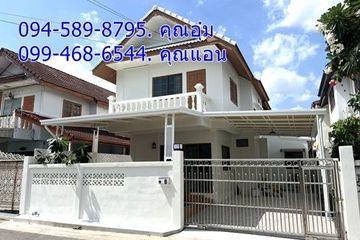 3 Bedroom House for rent in Bang Talat, Nonthaburi near MRT Pak Kret Bypass