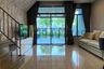 2 Bedroom Townhouse for rent in Saphan Sung, Bangkok