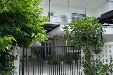 3 Bedroom House for rent in Saphan Sung, Bangkok near MRT Sammakon