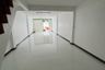 4 Bedroom Commercial for rent in Khlong Ton Sai, Bangkok near BTS Charoen Nakhon
