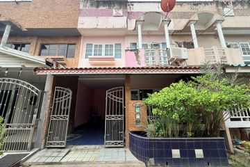 3 Bedroom Townhouse for sale in Nong Khang Phlu, Bangkok