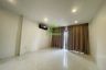 3 Bedroom Commercial for sale in Thanon Phetchaburi, Bangkok near MRT Ratchathewi