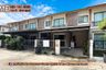 3 Bedroom Townhouse for sale in Pruksaville 57 Pattanakarn, Suan Luang, Bangkok