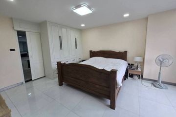 1 Bedroom Condo for sale in Hillside 4 Condominium, Chang Phueak, Chiang Mai