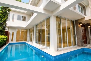 4 Bedroom House for rent in Phra Khanong Nuea, Bangkok near BTS Ekkamai