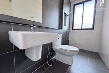 3 Bedroom Townhouse for sale in Bang Kruai, Nonthaburi