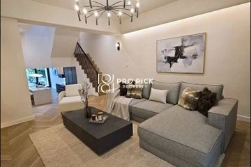 5 Bedroom Townhouse for rent in Phra Khanong, Bangkok near BTS Phra Khanong