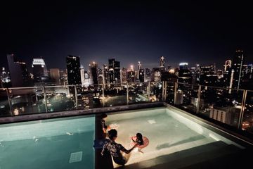 2 Bedroom Condo for rent in Wang Mai, Bangkok near MRT Hua Lamphong