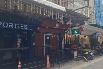 3 Bedroom Commercial for sale in Khlong Toei, Bangkok near BTS Asoke